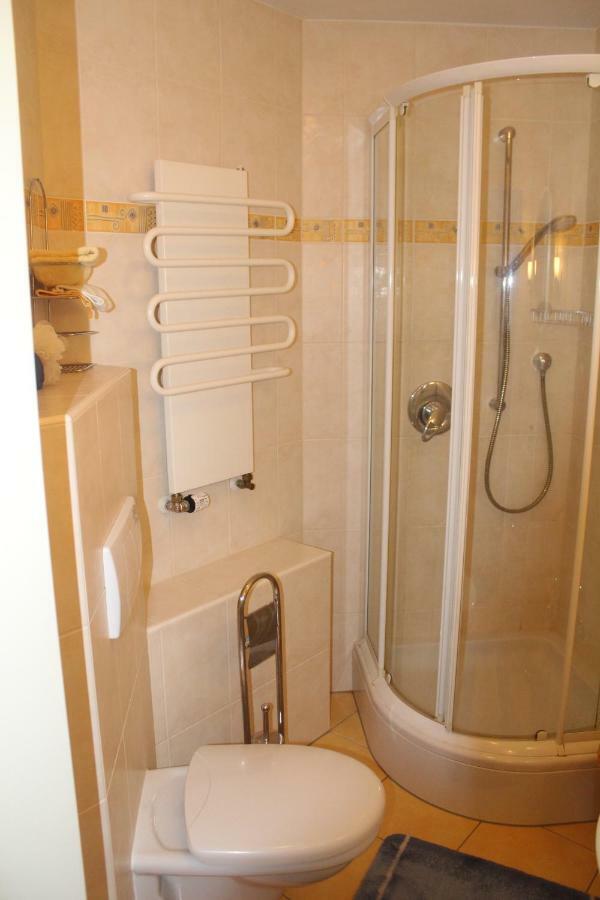 Faehrhaus Ferienwohnung Saarburg Exteriör bild